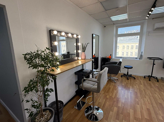 Салон красоты бьюти коворкинг на Тверской