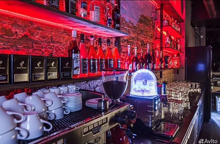 Бар.Ночной клуб и Кальяная 4