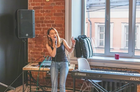 Школа вокала. Прибыль 228 000 руб\мес 1