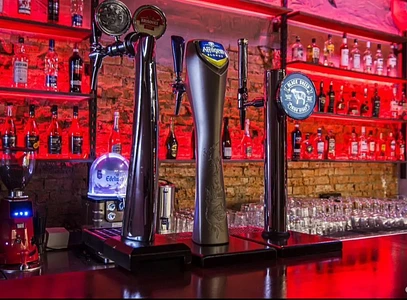 Бар.Ночной клуб и Кальяная 3