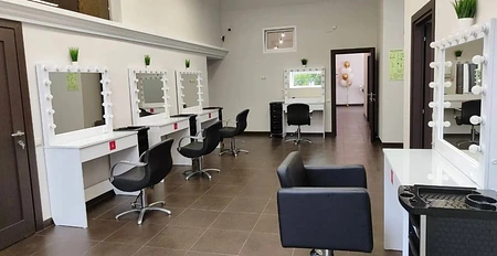 Бьюти коворкинг у метро Молодёжная 7