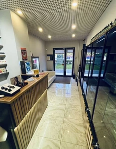 Табачный магазин Vape-Shop c высокой проходимостью 0