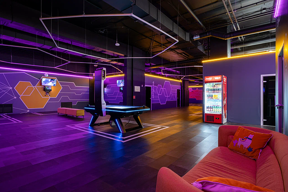 VR‑парк 650м²: пространство погружения. 500к/мес