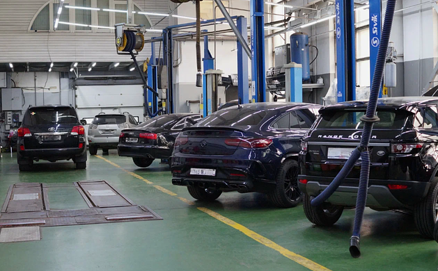 Автосервис в проходном месте с большой площадью