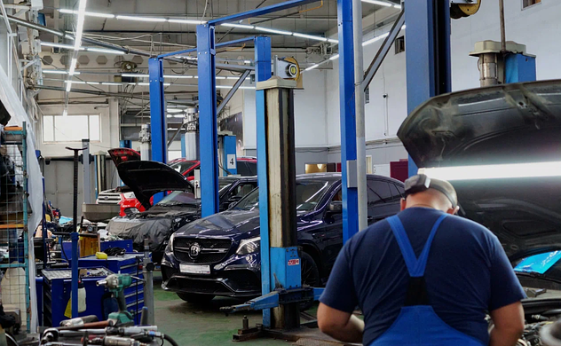 Автосервис в проходном месте с большой площадью