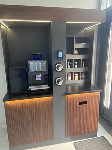 Сеть из 6 вендинговых аппаратов  0