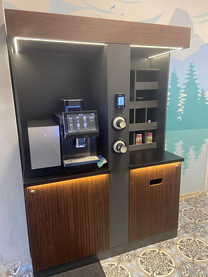 Сеть из 6 вендинговых аппаратов 