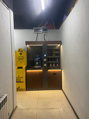 Сеть из 6 вендинговых аппаратов 