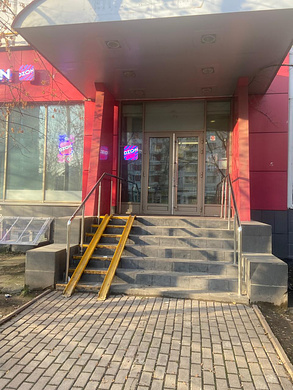 Сеть из 6 вендинговых аппаратов 