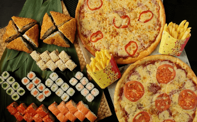 Шаурма, пицца и роллы с собственной доставкой