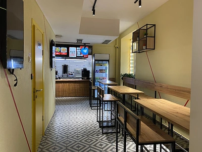 Шаурма, пиццерия и суши бар с доставкой еды 2