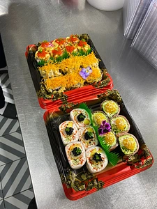 Шаурма, пиццерия и суши бар с доставкой еды 0