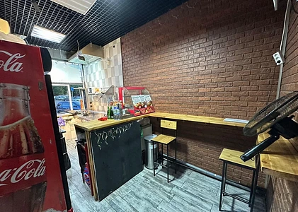 Шаурма у пивного бара 8