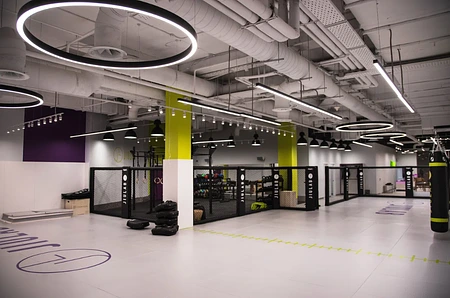 Фитнес студия 430 кв.м в Торговом центре 1