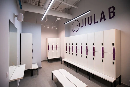 Фитнес студия 430 кв.м в Торговом центре 3