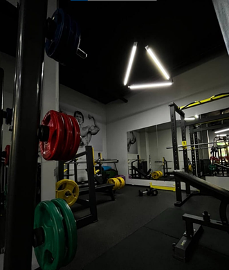 Фитнес-клуб с Тренажерным залом 240м2 
