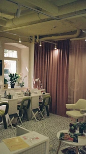 Продажа салона красоты в центре Москвы 1